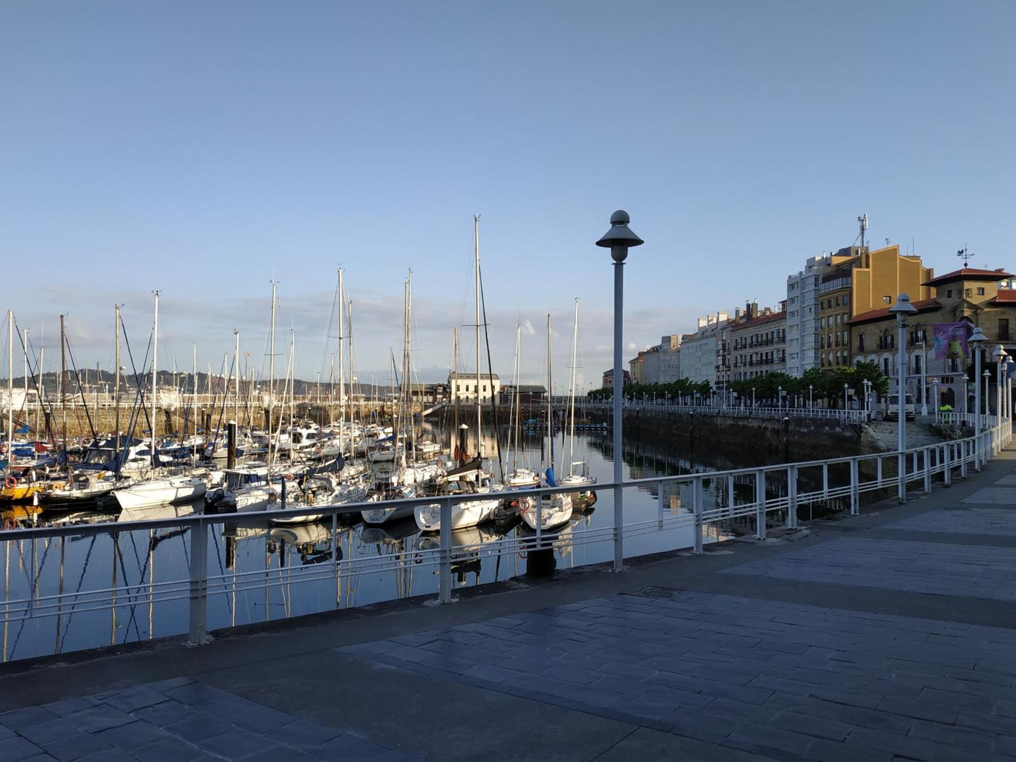 El Rincon Del Puerto Lägenhet Gijón Exteriör bild